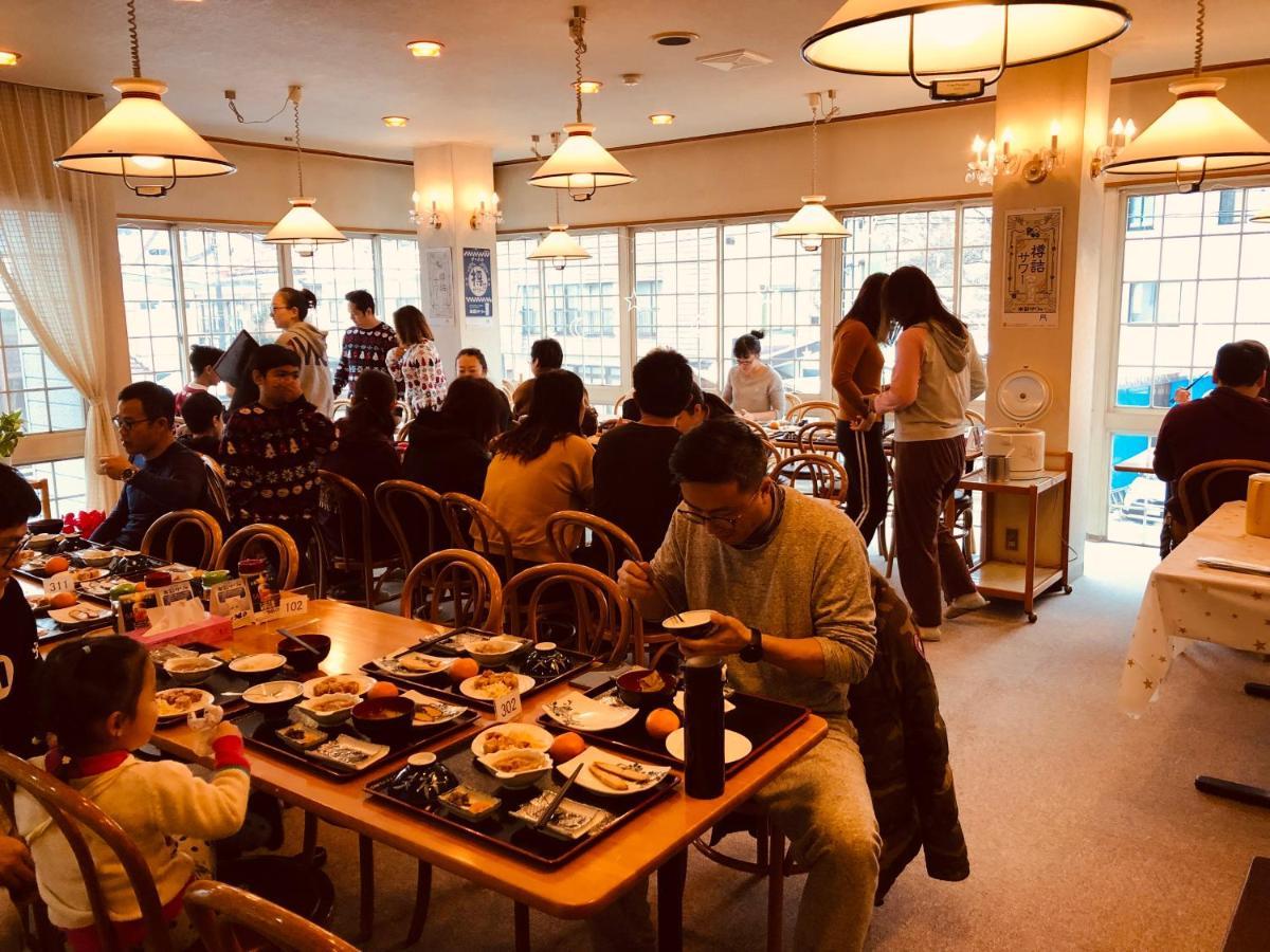 ホテル スノーハウスメモリエ 関市 エクステリア 写真